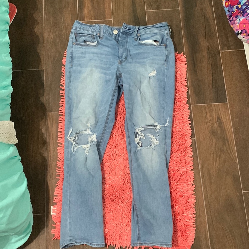 American Eagle Tomgirl stretch jeans size 10R.